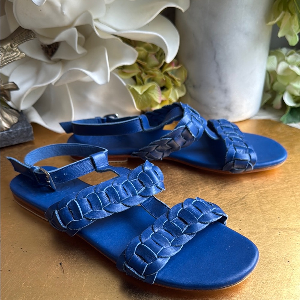 NWOT! Bali Elf Misha Leather Sandals in Royal Blue